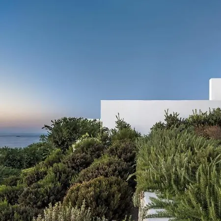 The Edge Luxurious Summer House * Αγία Ειρήνη Πάρου